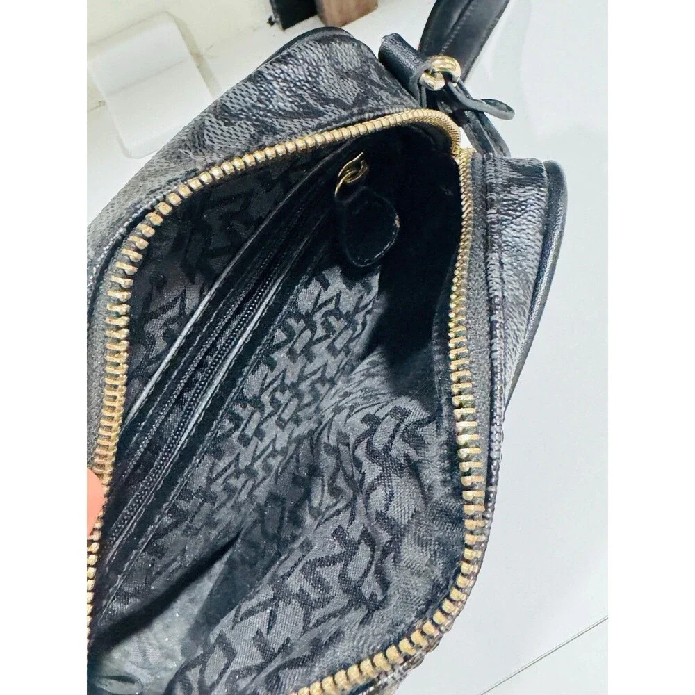 WOMEN'S DKNY BLACK SMALL MEDIUM CROSSBODY PURSE WITHOUT SHOULDER STRAP